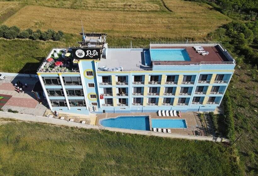 Отель Odin Redi