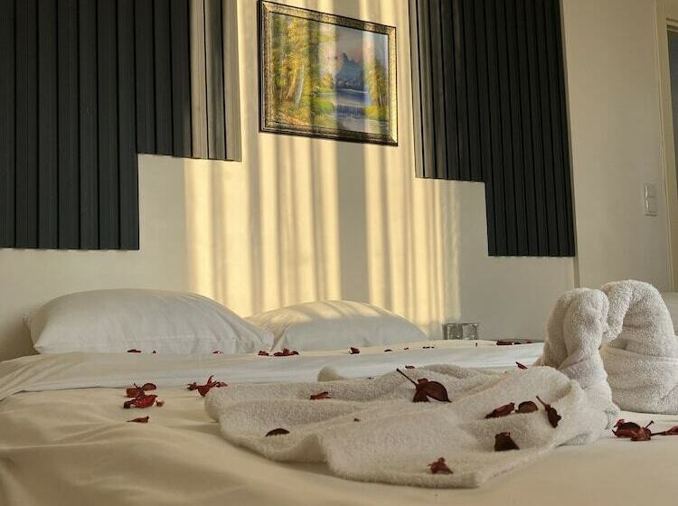 Old City Hotel 28 Room