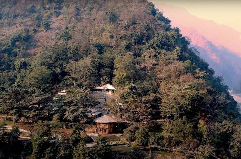 호텔 Oneness Rishikesh By Ganga Kinare  A Luxury Wilderness Resort