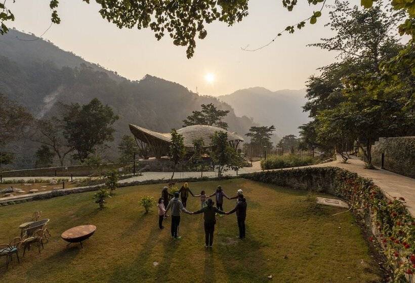 호텔 Oneness Rishikesh By Ganga Kinare  A Luxury Wilderness Resort