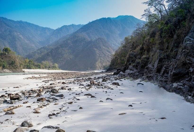 호텔 Oneness Rishikesh By Ganga Kinare  A Luxury Wilderness Resort