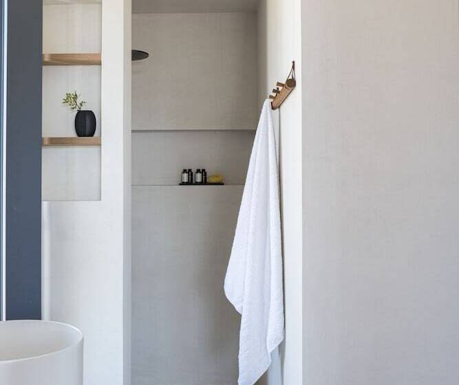 בית מלון כפרי Phos Milos