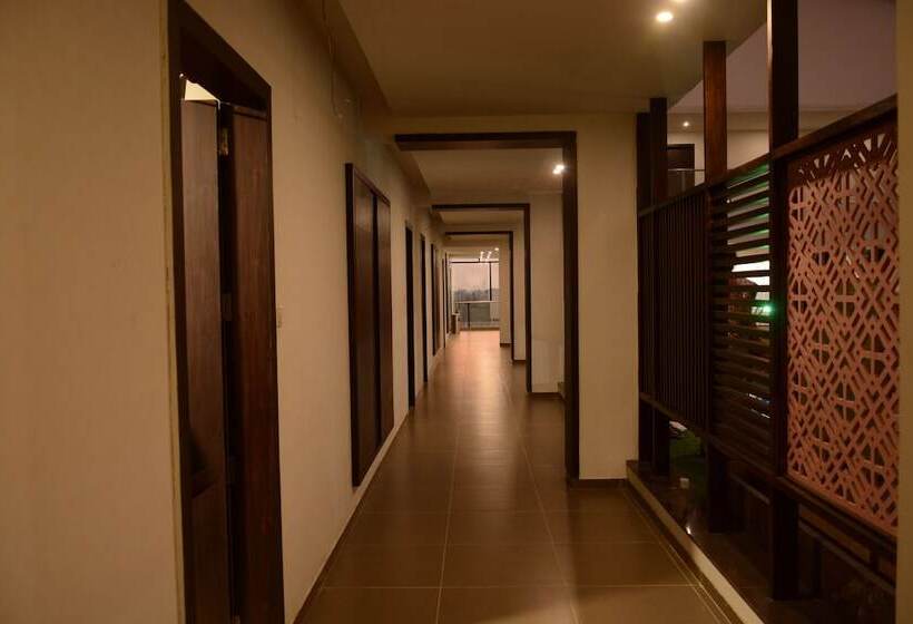Отель Pride Divine Resort Somnath