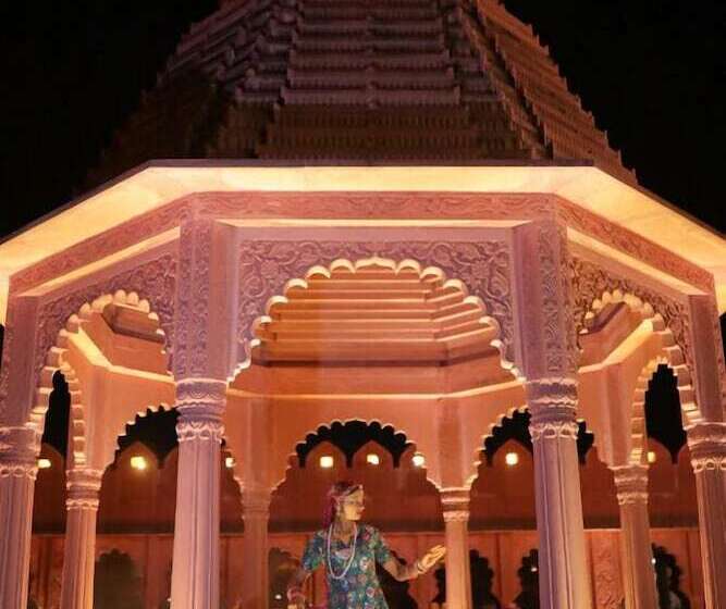 Отель Puratan Qila