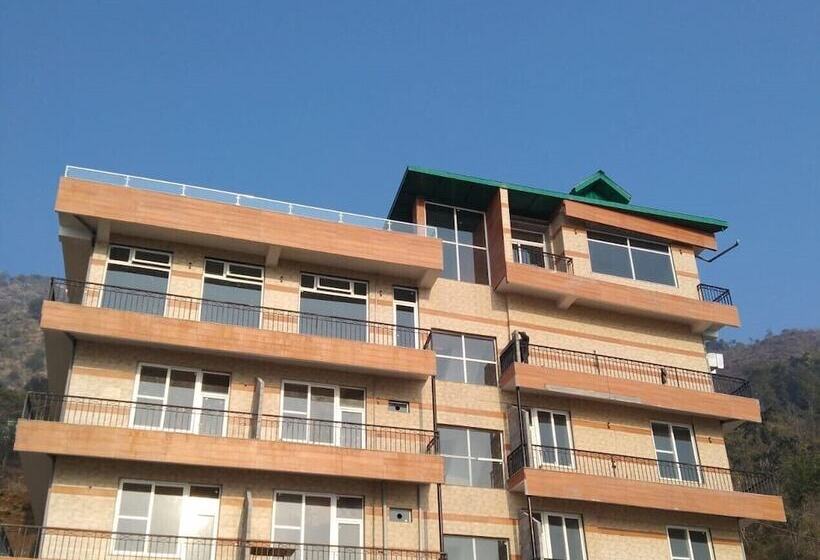 فندق P.vee Resorts