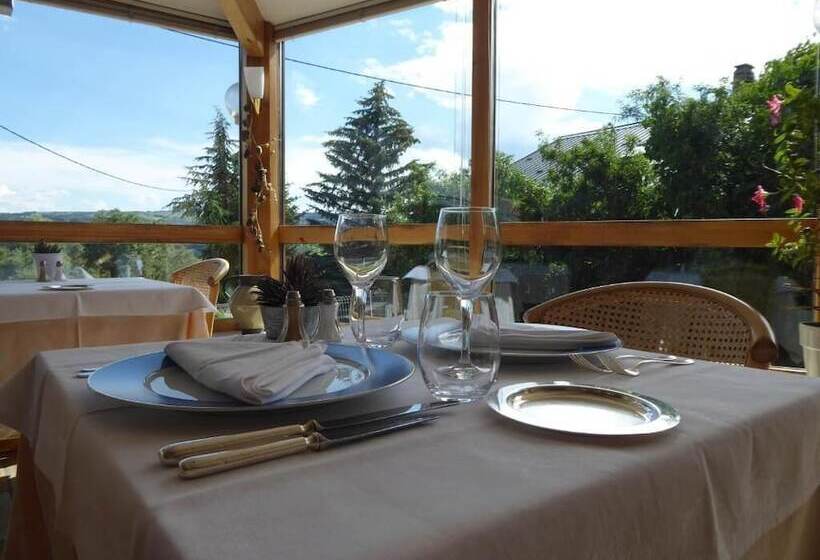 בית מלון כפרי Restaurant Les Chenets