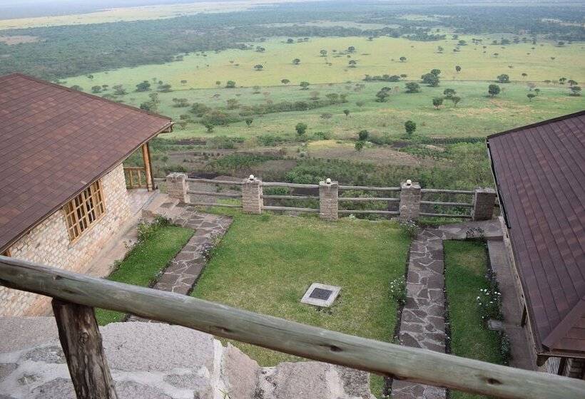 هتل Rift Valley Game Lodge