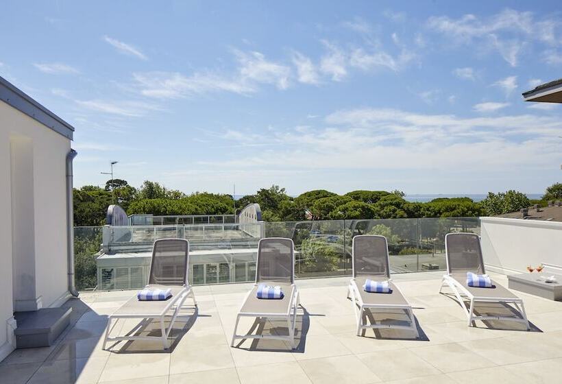 Отель Riva Palace