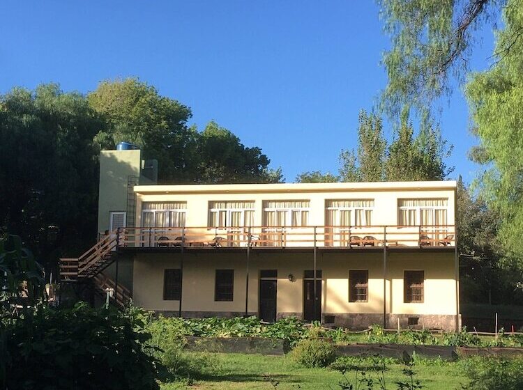 هتل روستایی Casablanca La Granja De Capilla