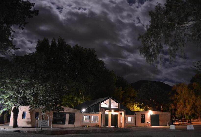 هتل روستایی Casablanca La Granja De Capilla