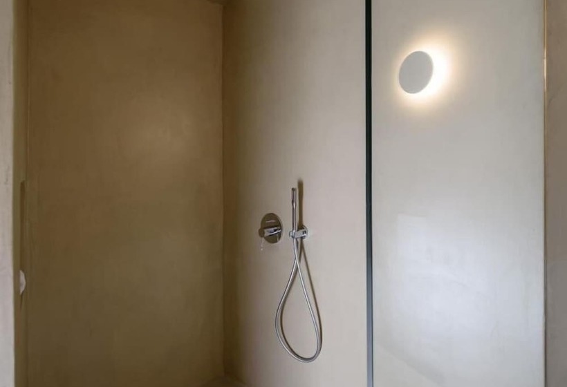 בית מלון כפרי Santopaz Suites