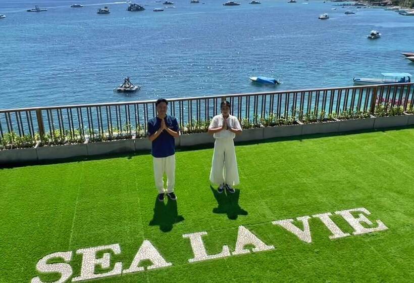 בית מלון כפרי Sea La Vie Resort Nusa Penida