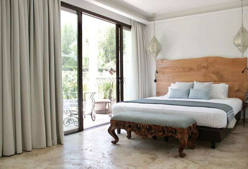 Отель Sierra Blanca Resort Spa