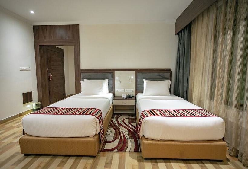 Отель Starlight Nepalgunj