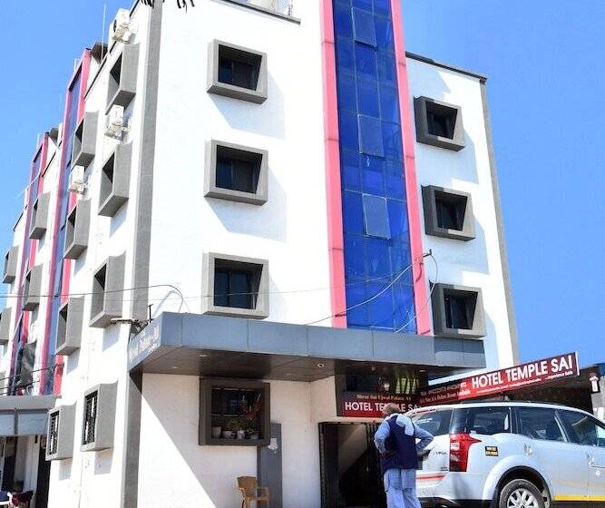 فندق Temple Sai