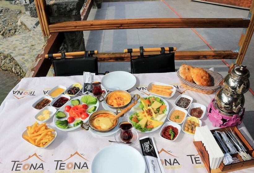 בית מלון כפרי Teona Caglayan Bungalov