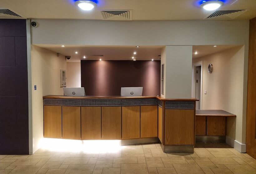 בית מלון כפרי The Clyde