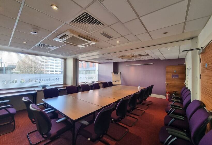 בית מלון כפרי The Clyde