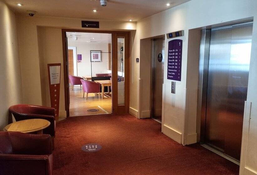 בית מלון כפרי The Clyde