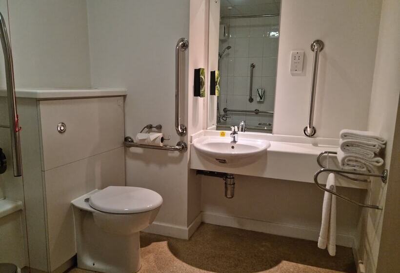 בית מלון כפרי The Clyde