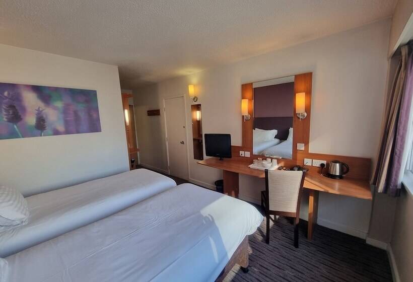 בית מלון כפרי The Clyde