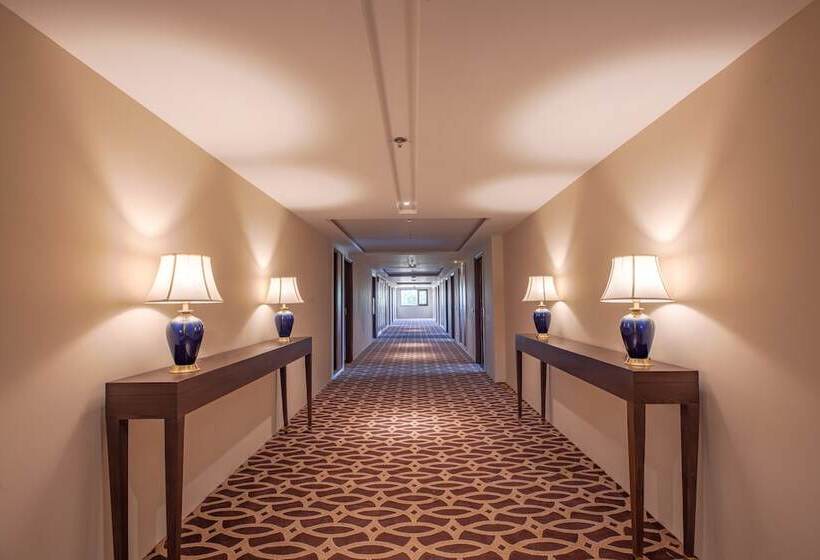 ホテル The Lalita Grand