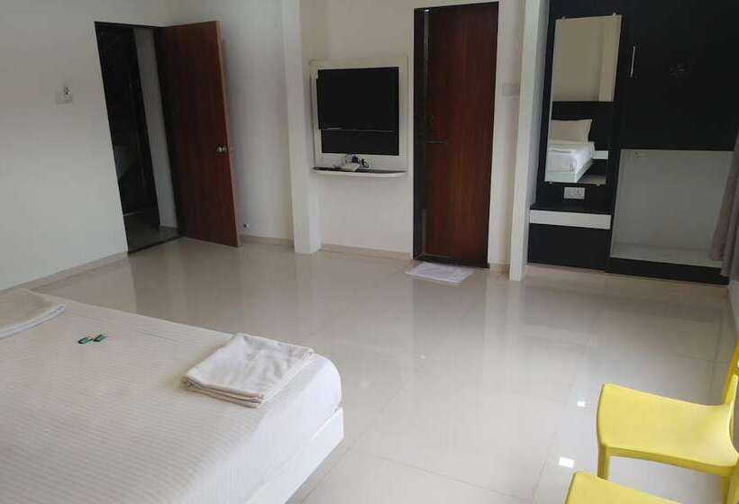 בית מלון כפרי The Magic Park Mahabaleshwar