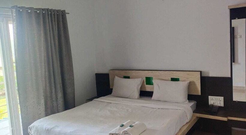 בית מלון כפרי The Magic Park Mahabaleshwar