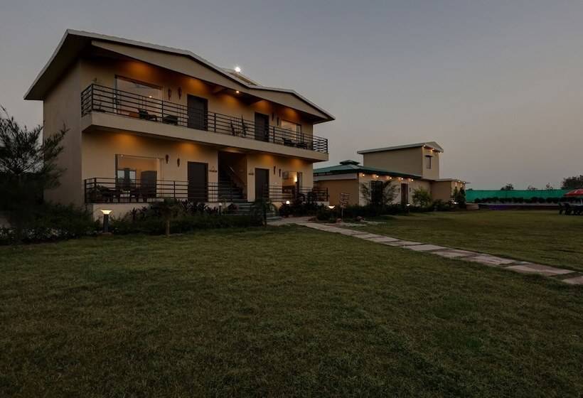 Hotel Treebo Kaira Resort With Pool View, 5 Km From Jim Corbett Jungle Safari