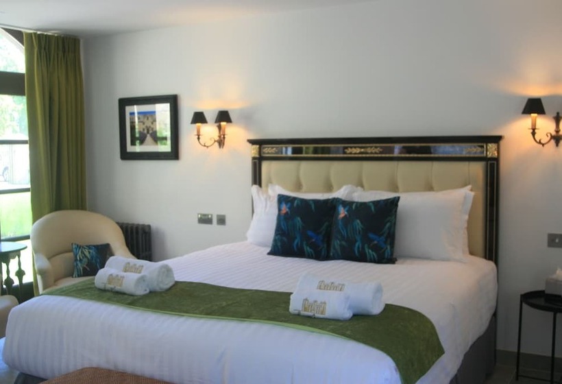 בית מלון כפרי Weston Manor