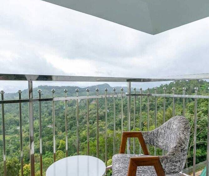 فندق Wolkenburg Resort And Spa