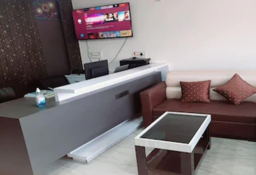 호텔 Goroomgo Z Square Aurangabad