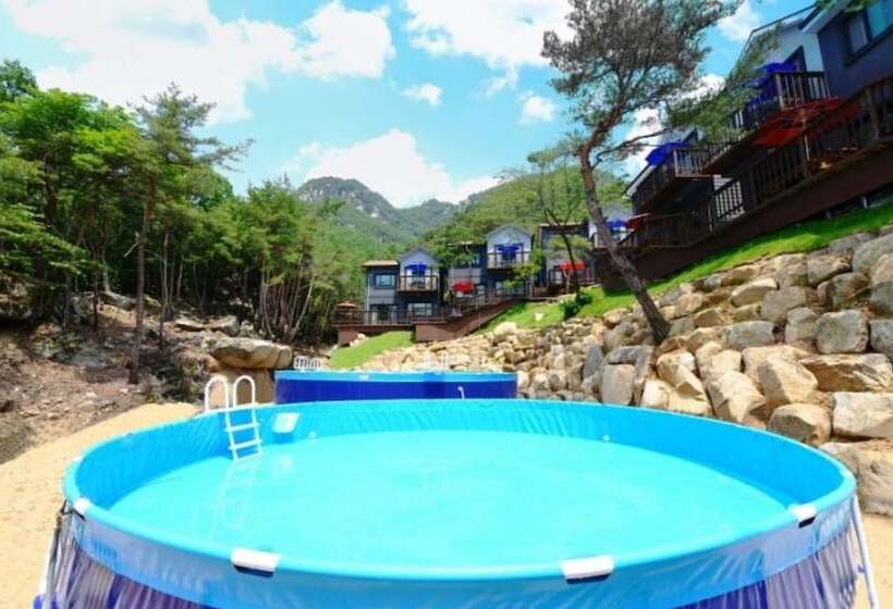 Jecheon The Pine Hill Pension