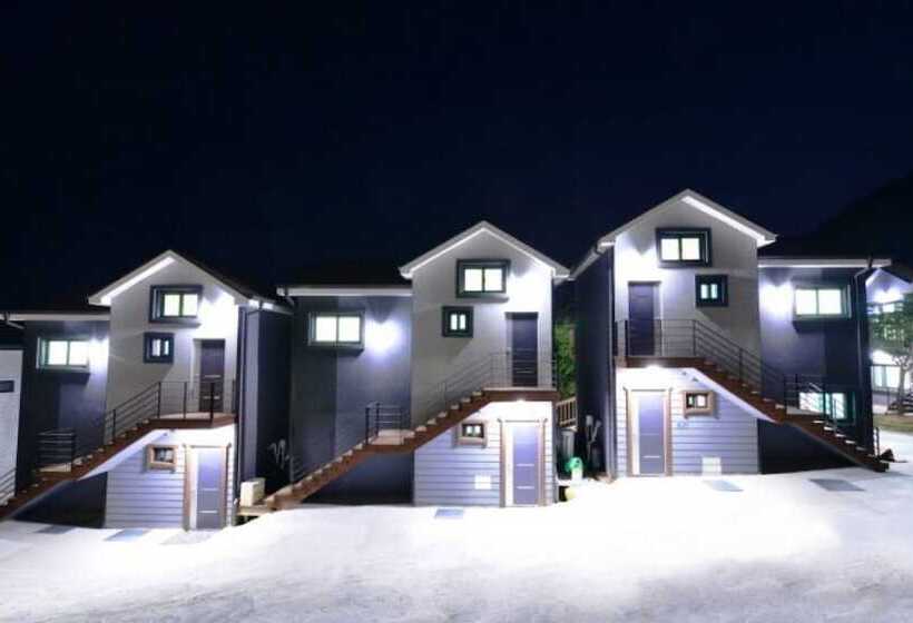 Jecheon The Pine Hill Pension