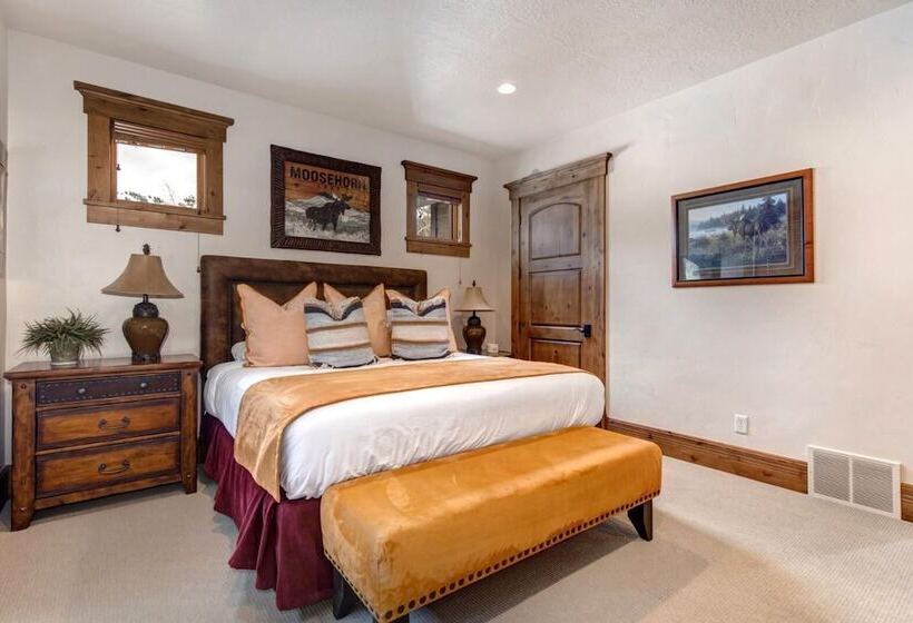 The Lookout 4 Bedrooms Plo 6590 By Kbm