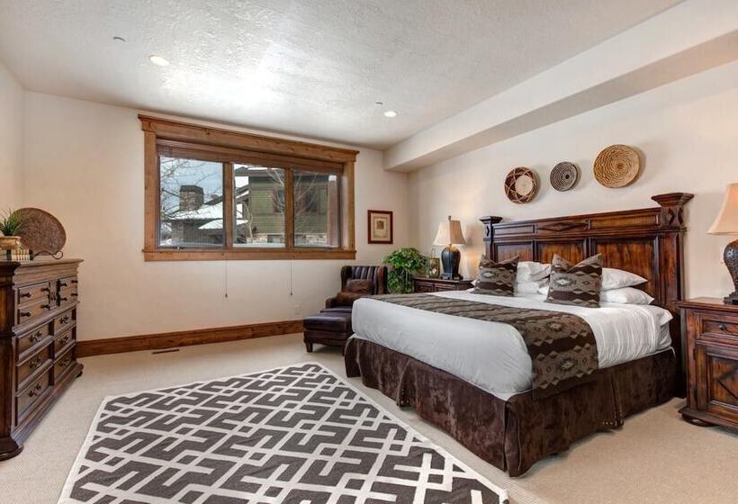 The Lookout 4 Bedrooms Plo 6590 By Kbm