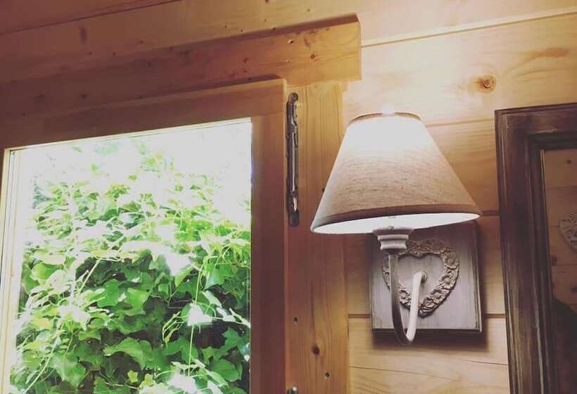 La Cabane Romantique Et Sa Balneotherapie