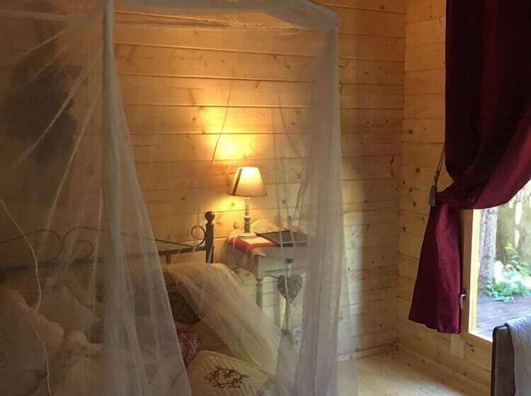 La Cabane Romantique Et Sa Balneotherapie