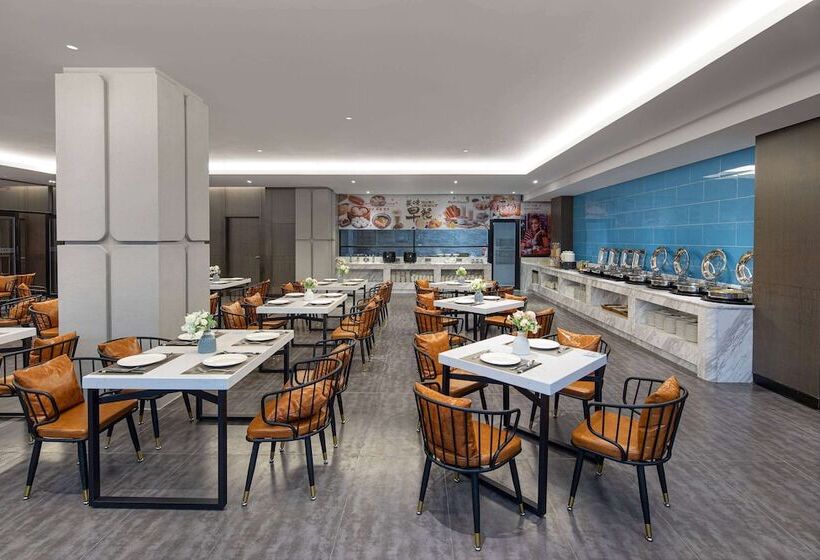 Microtel By Wyndham Sanya Dadonghai