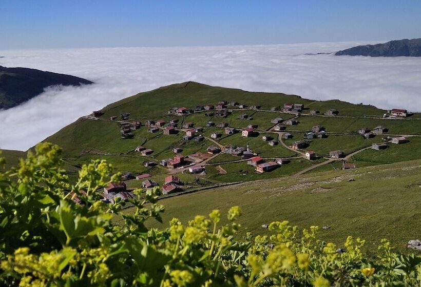 Migroras Otel & Restaurant Karestel Yaylasi