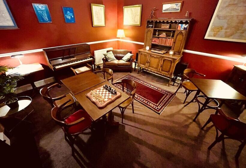 Moffat Independent Hostel