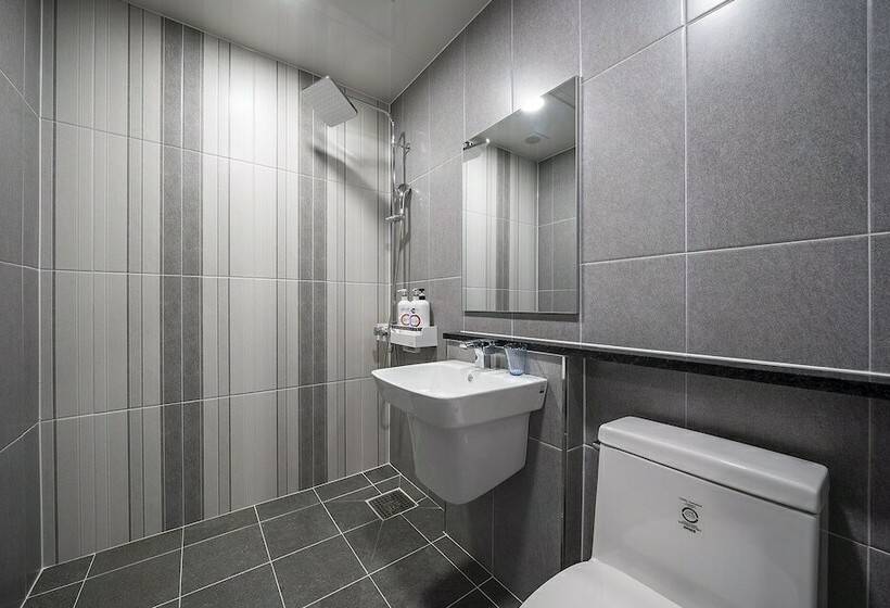 Мотель Gangneung Lara