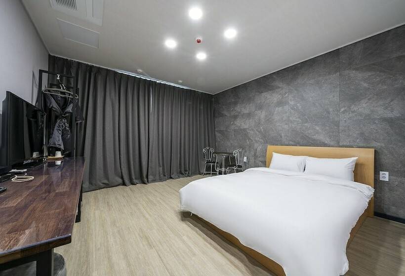 Мотель Gangneung Lara