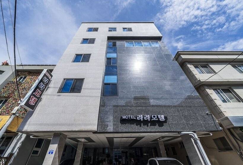 Мотель Gangneung Lara