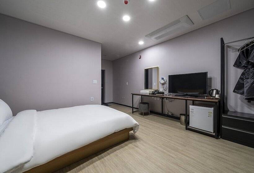 Мотель Gangneung Lara