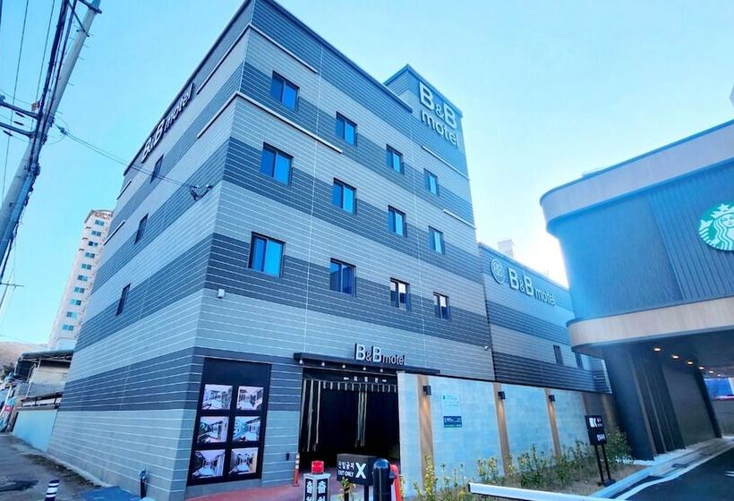 汽车旅馆  Gimcheon The B And B