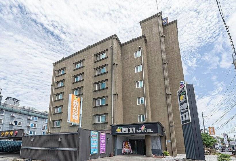 فندق على الطريق Gunsan Orange