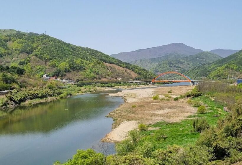 汽车旅馆  Hadong Namdo