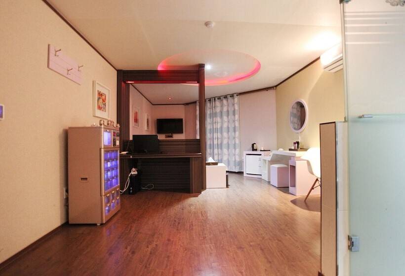 汽车旅馆  Namyangju Pinocchio