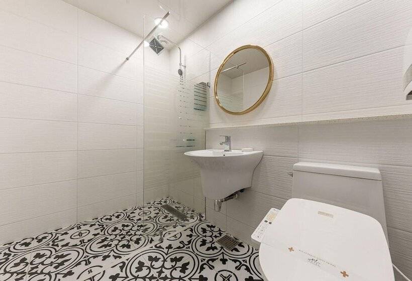 Motel Pyeongtaek May